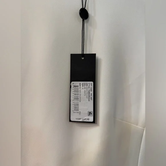 Gianni Bini Cream Dress with Black Accent - Picture 4 of 7